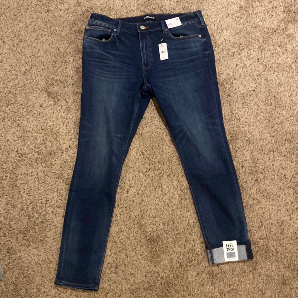 Express Stretch Skinny Jeans. Size 14. NWT.
